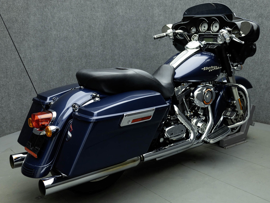 Street Glide®