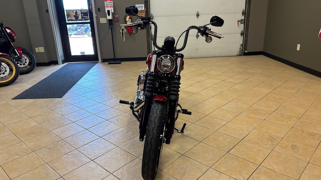 Street Bob®