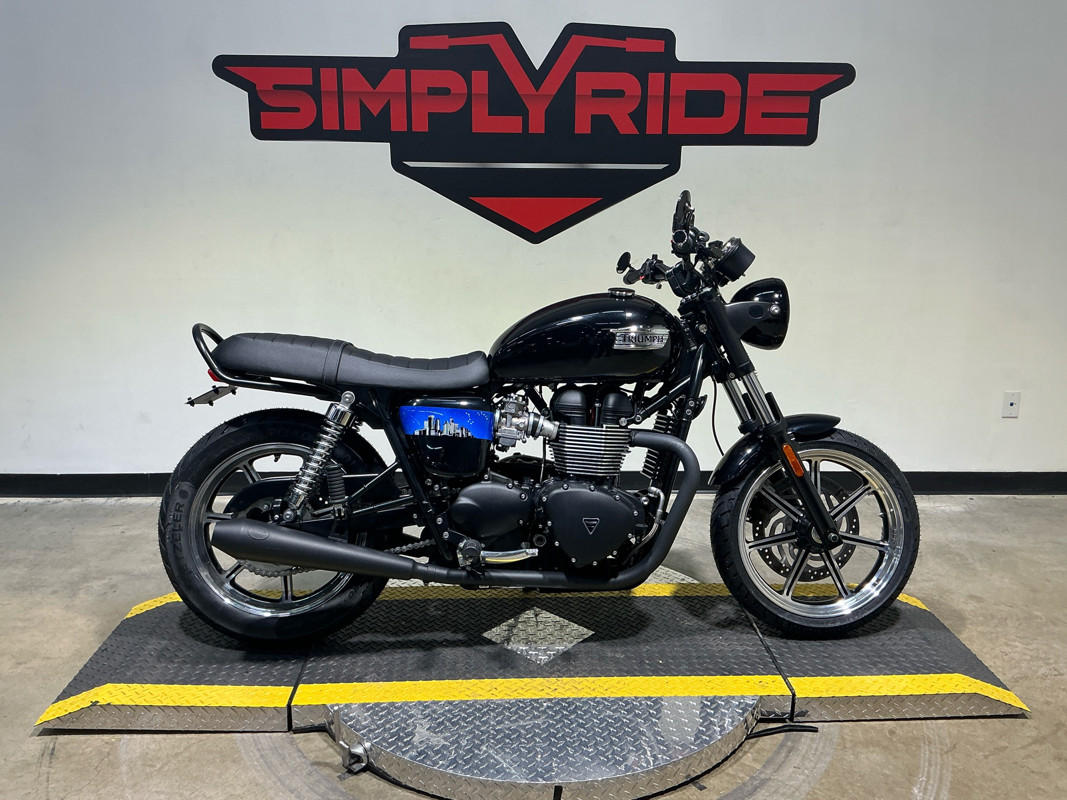 Bonneville T-100