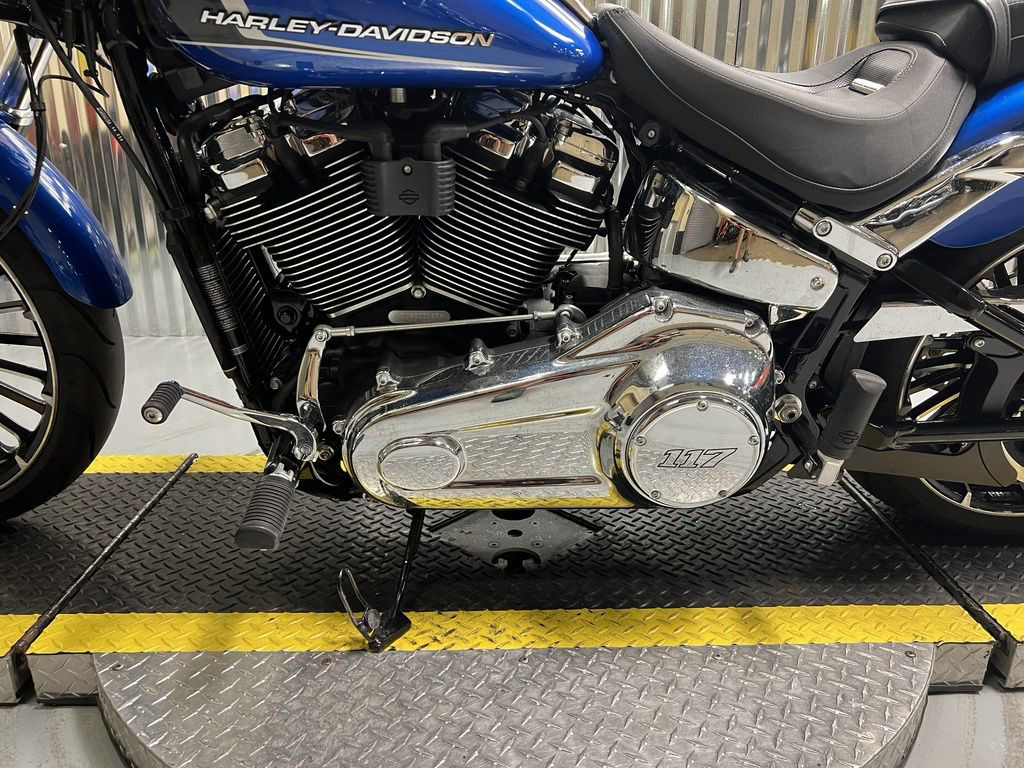 Breakout® 117