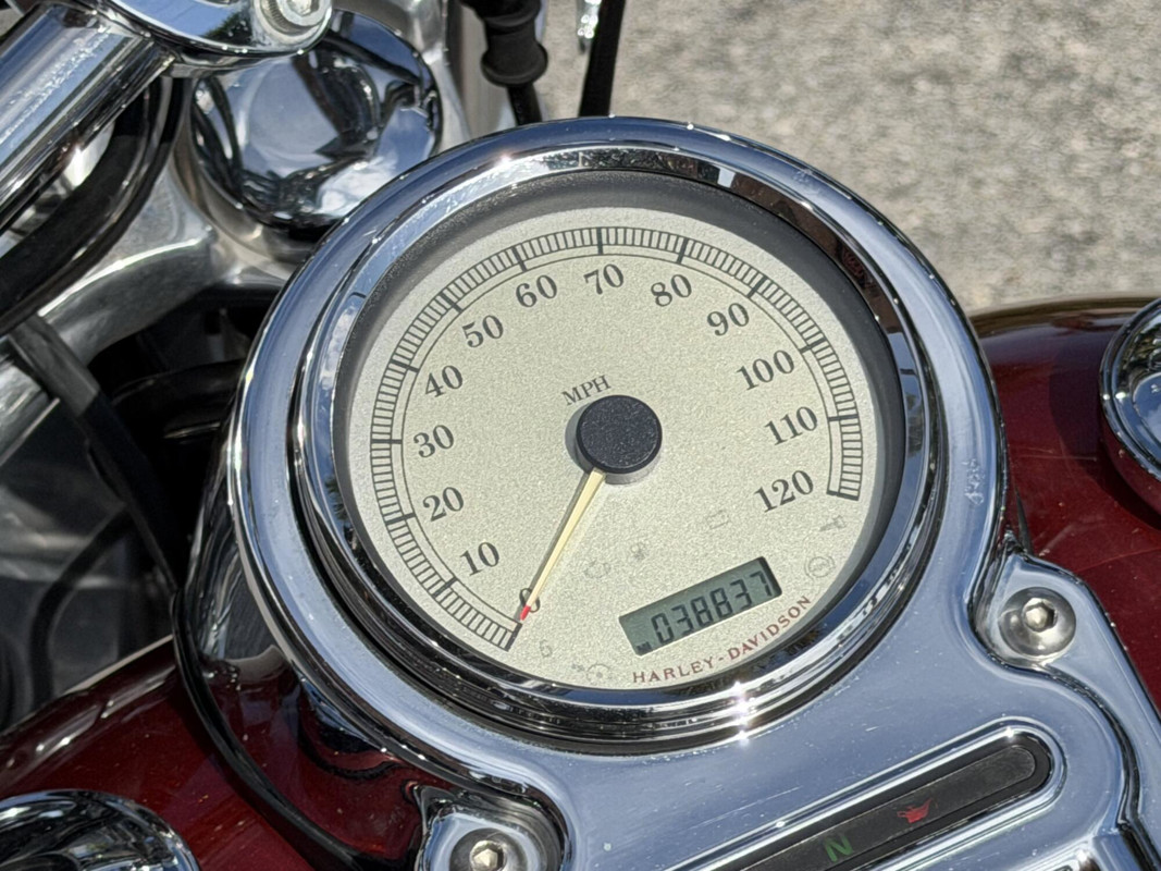Dyna® Super Glide® Custom