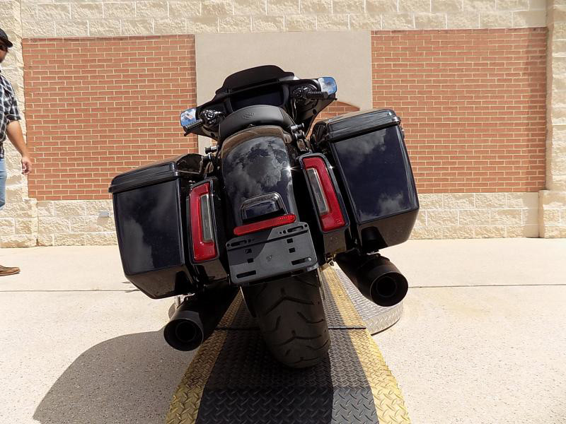 Street Glide®