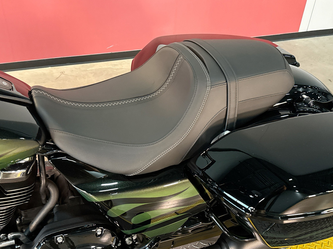 Road Glide®