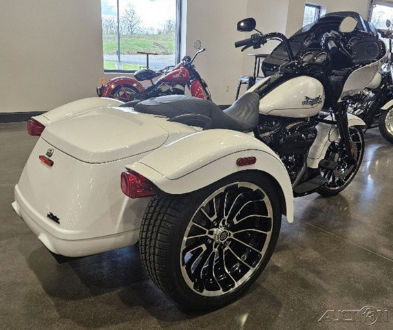 Road Glide® 3