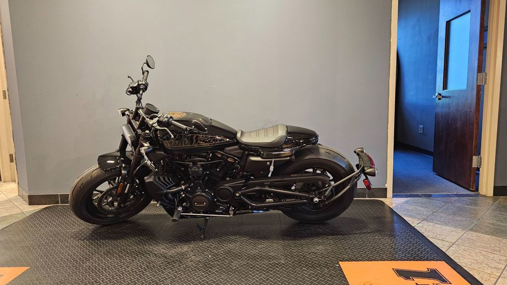 Sportster® S