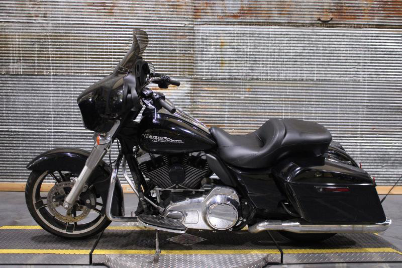 Street Glide®