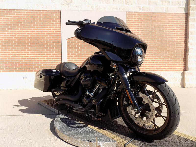 Street Glide® ST