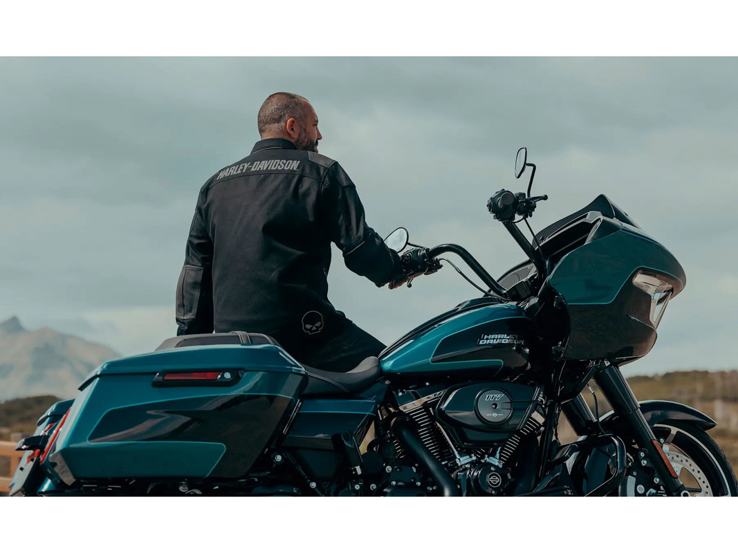 Road Glide®