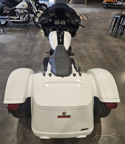 Road Glide® 3