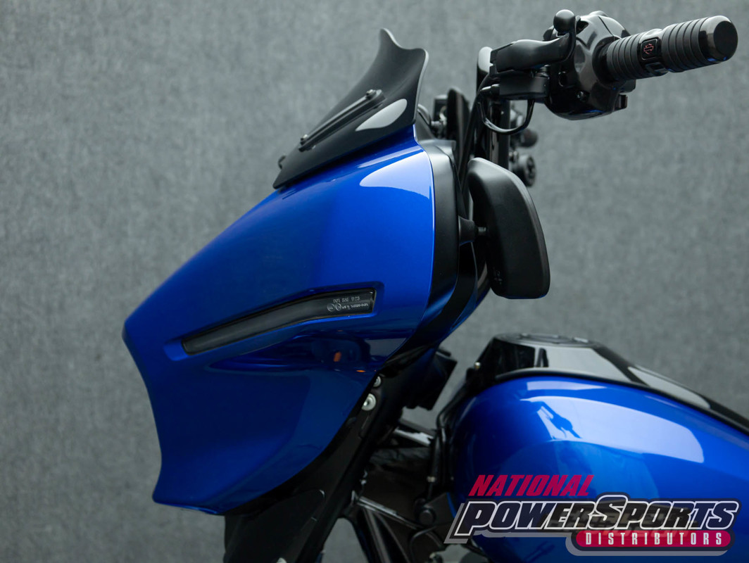 Street Glide®