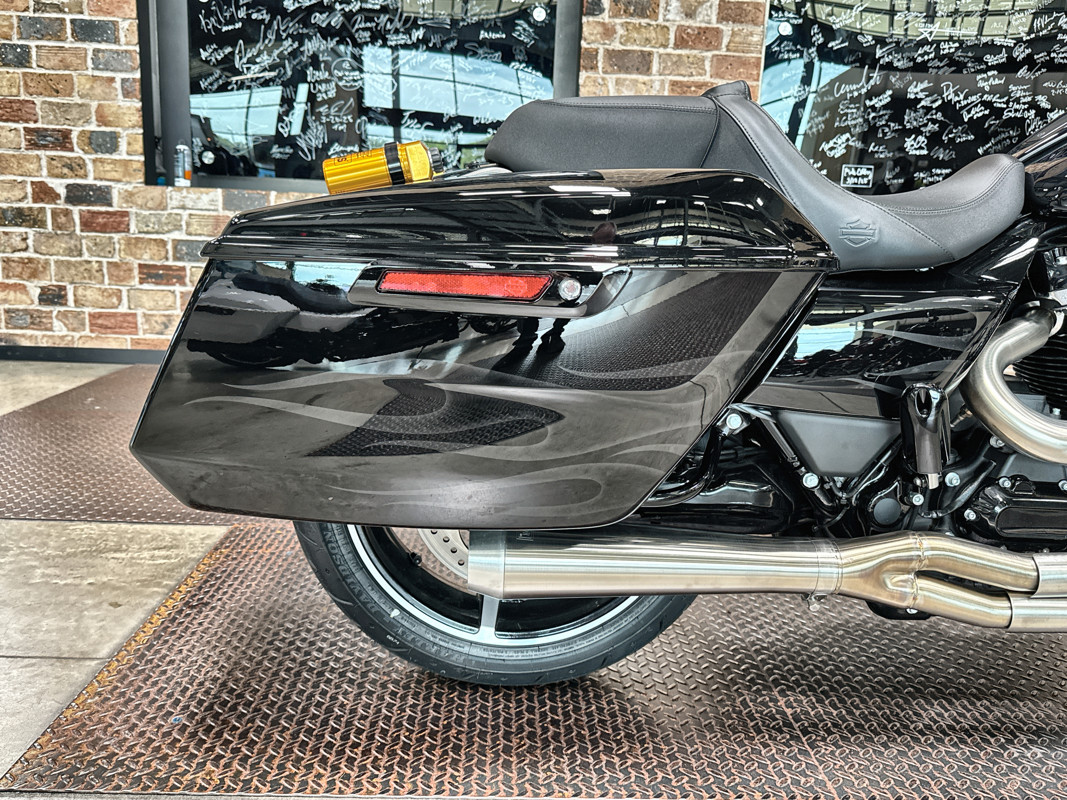 Road Glide®