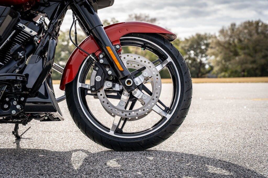 Street Glide®