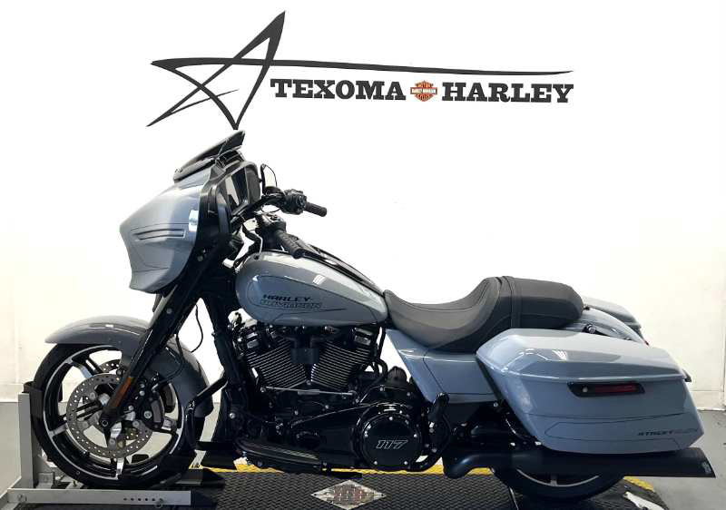 Street Glide®