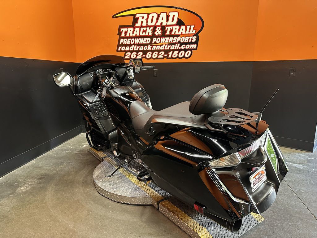 Gold Wing® F6B