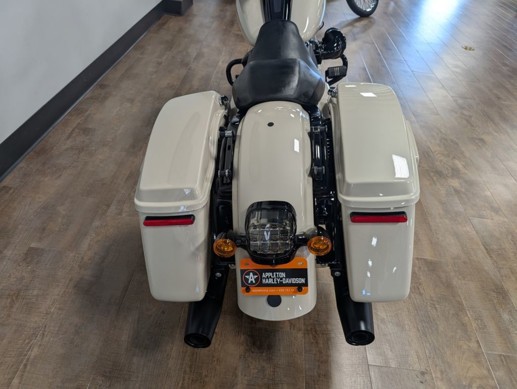 Street Glide® ST