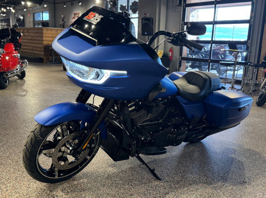 Road Glide®