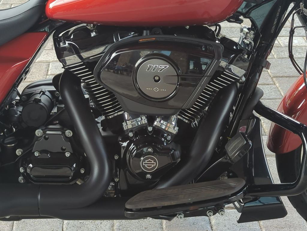Street Glide®