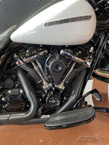 Street Glide® Special