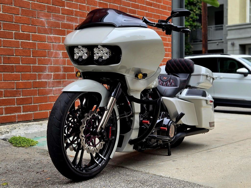 CVO® Road Glide®