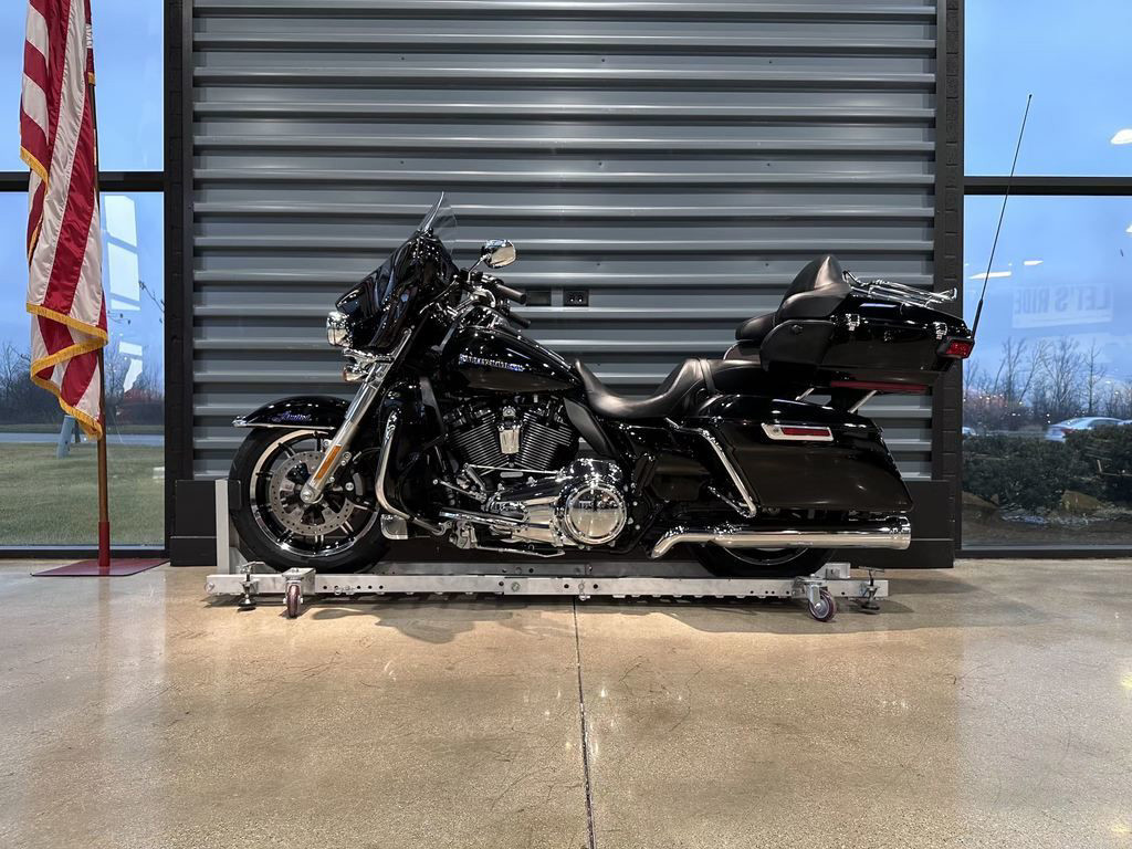 	Electra Glide® Ultra® Limited Low