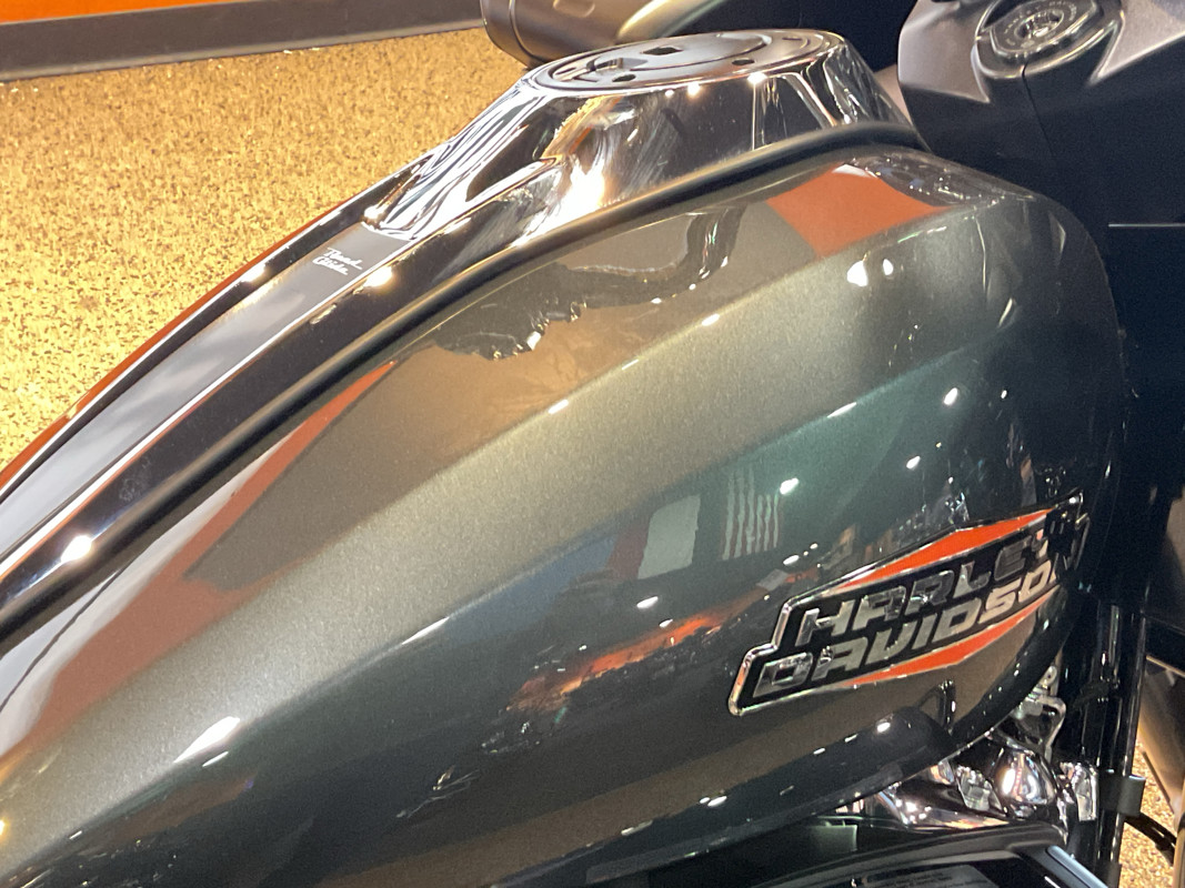 Road Glide®