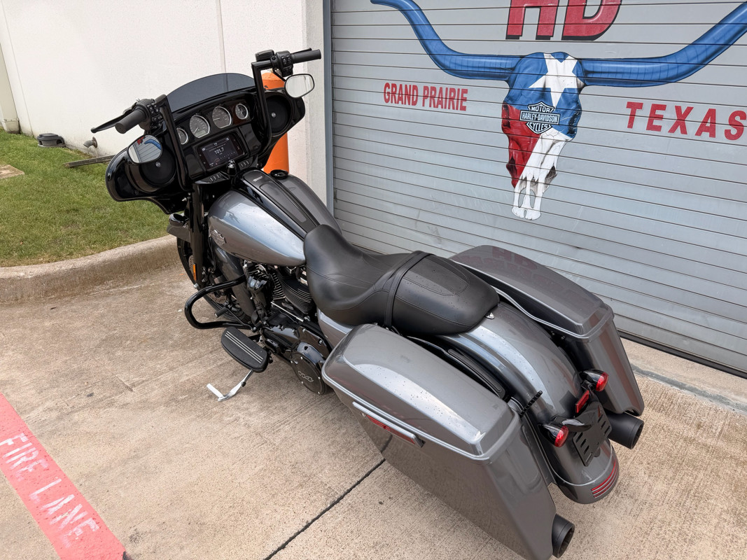 Street Glide® Special