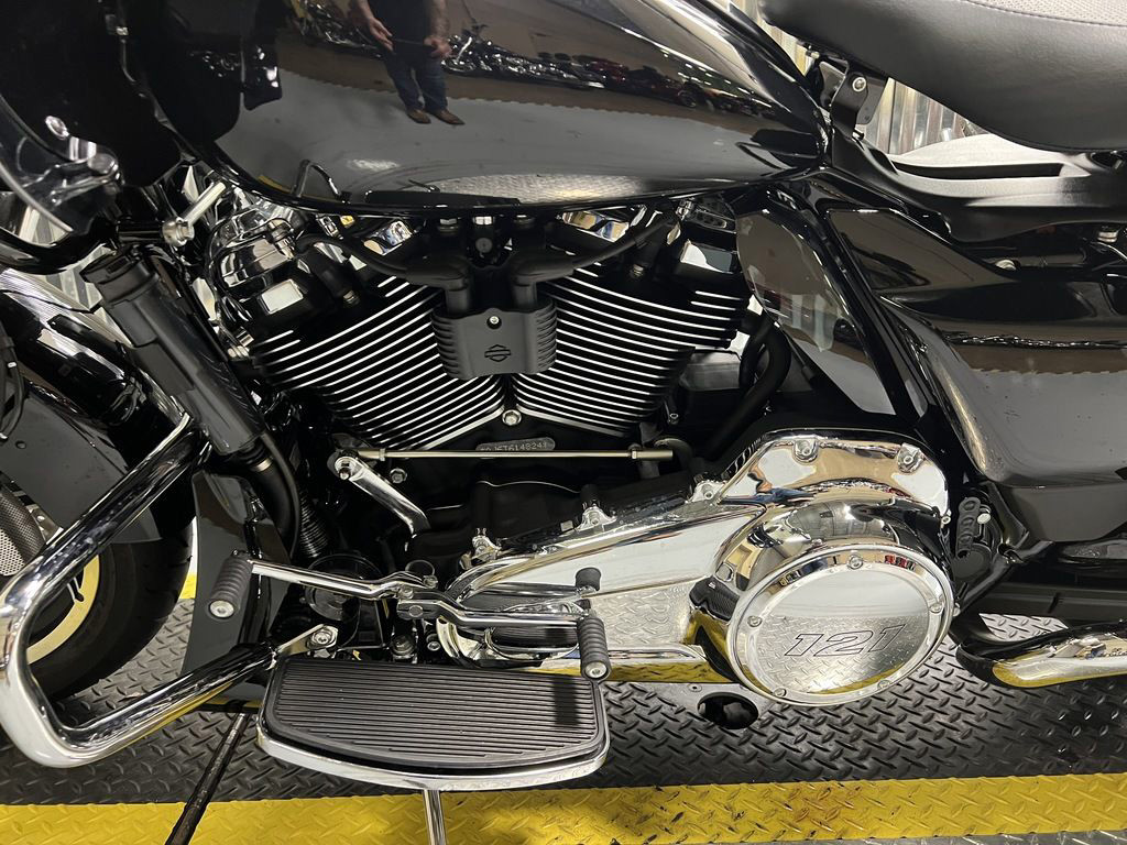 Road Glide®