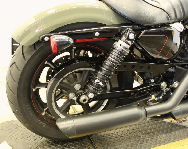 Iron 883®