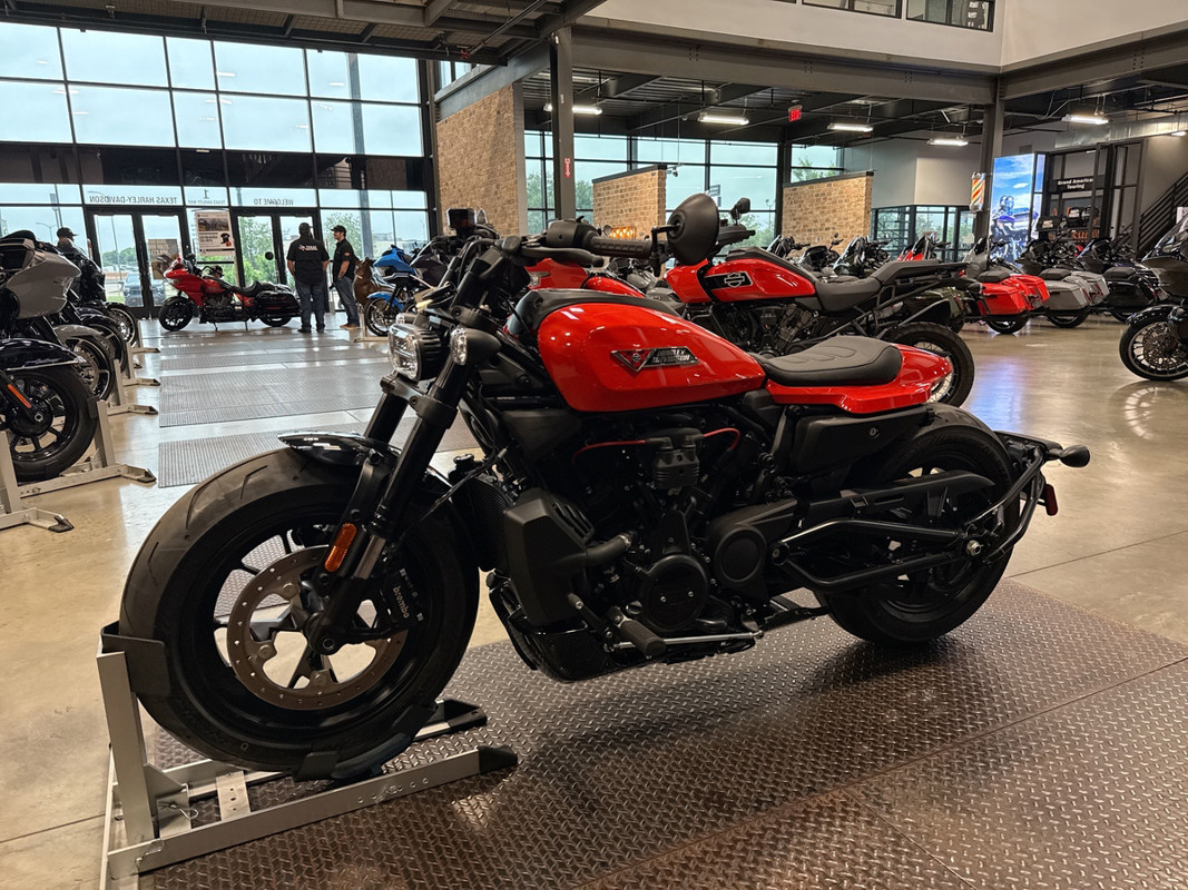 Sportster® S