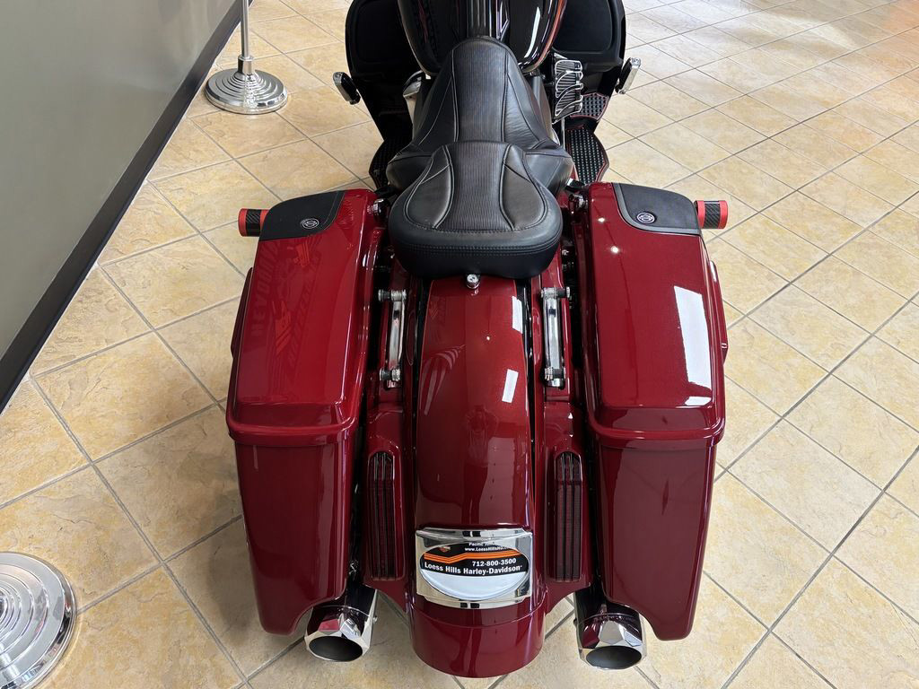 CVO® Street Glide®