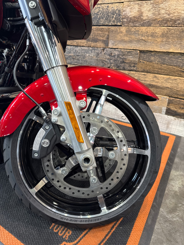 Street Glide®