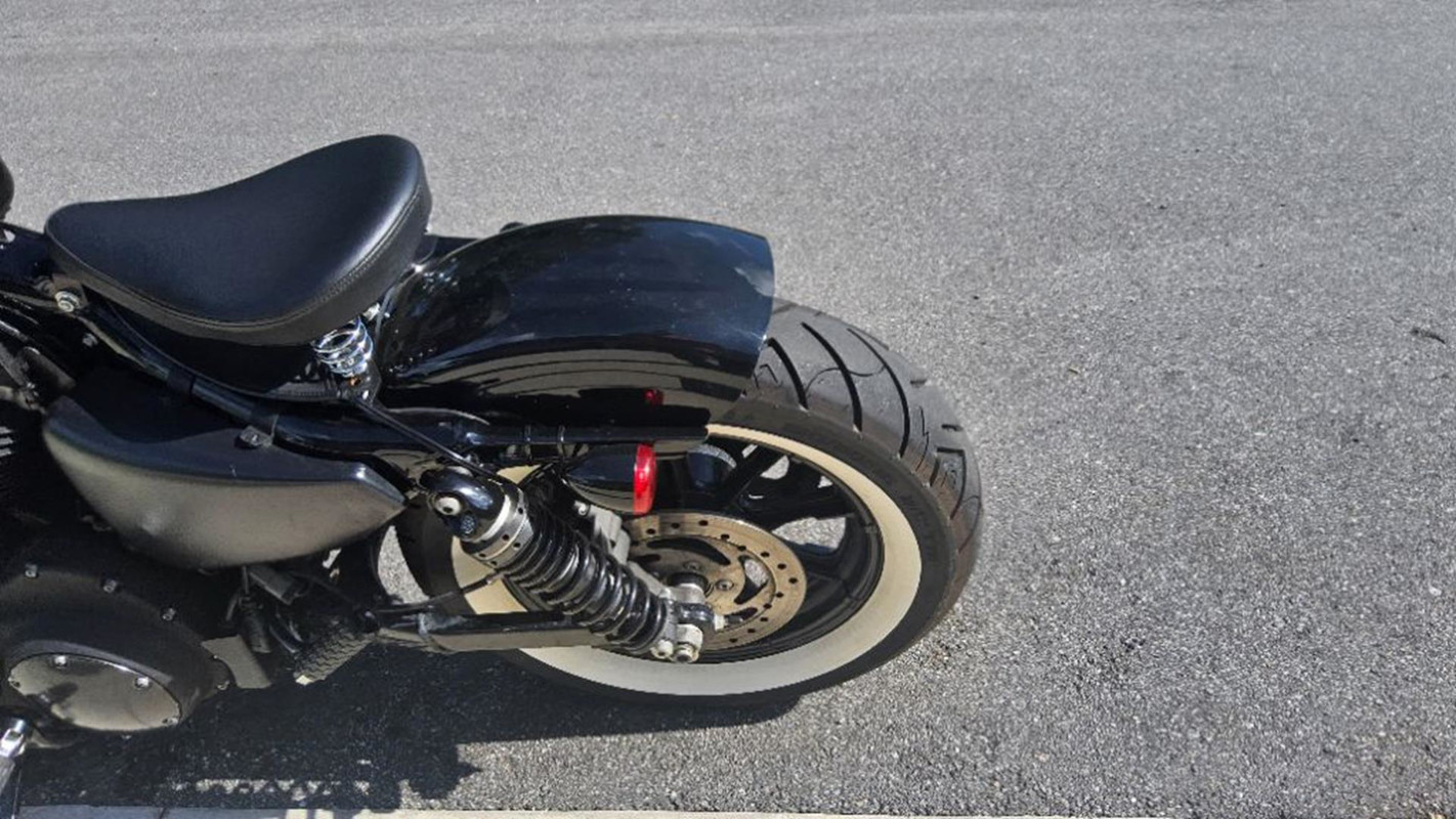 Iron 883®