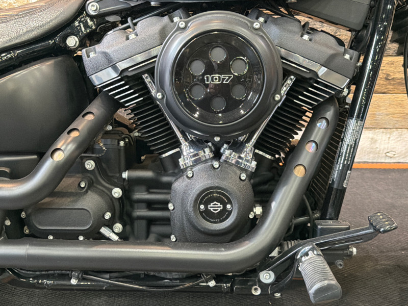 Street Bob®