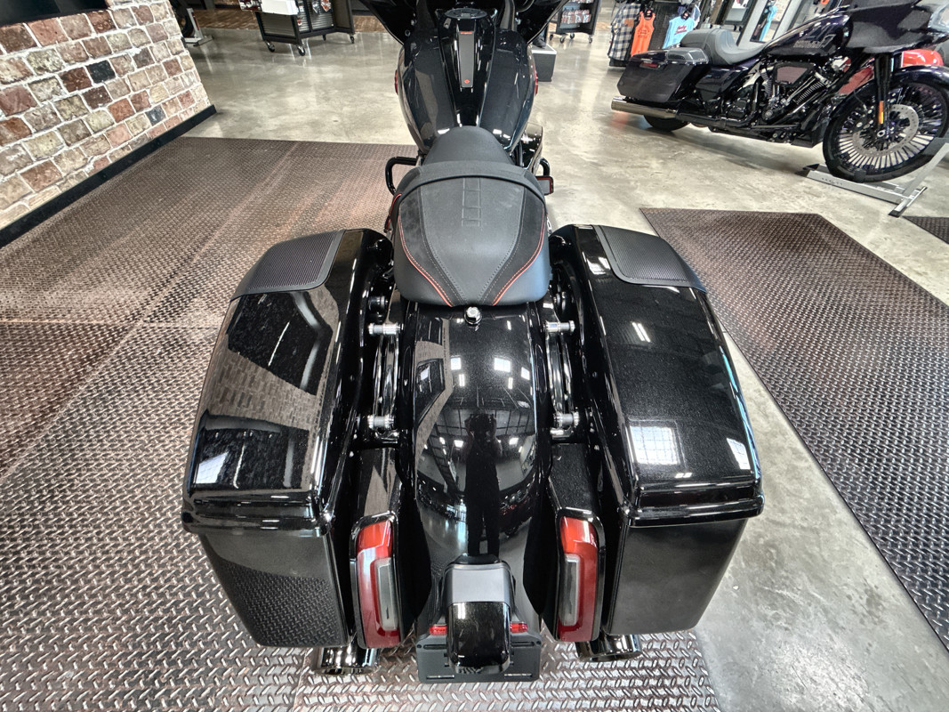 CVO® Street Glide®