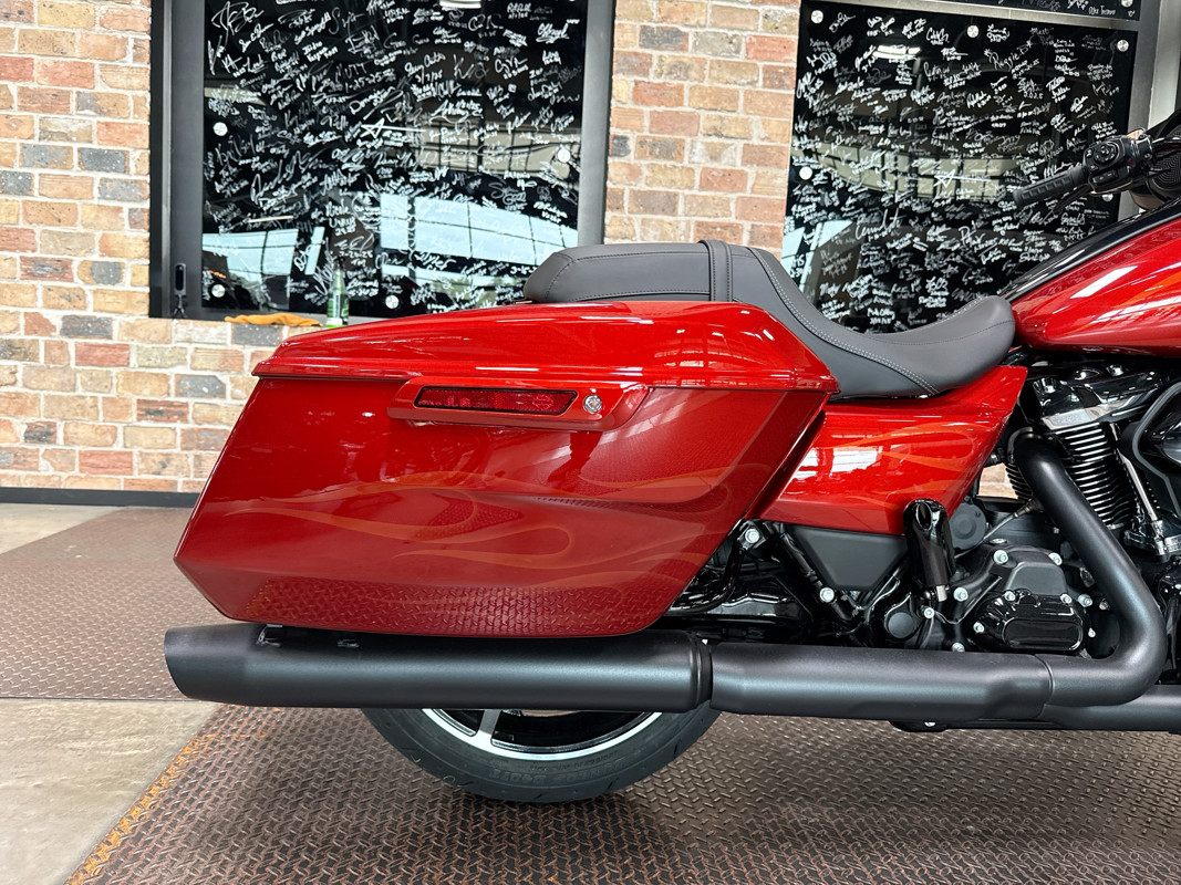 Street Glide®