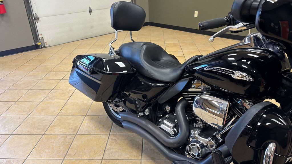 Street Glide®