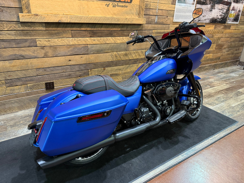 Road Glide®
