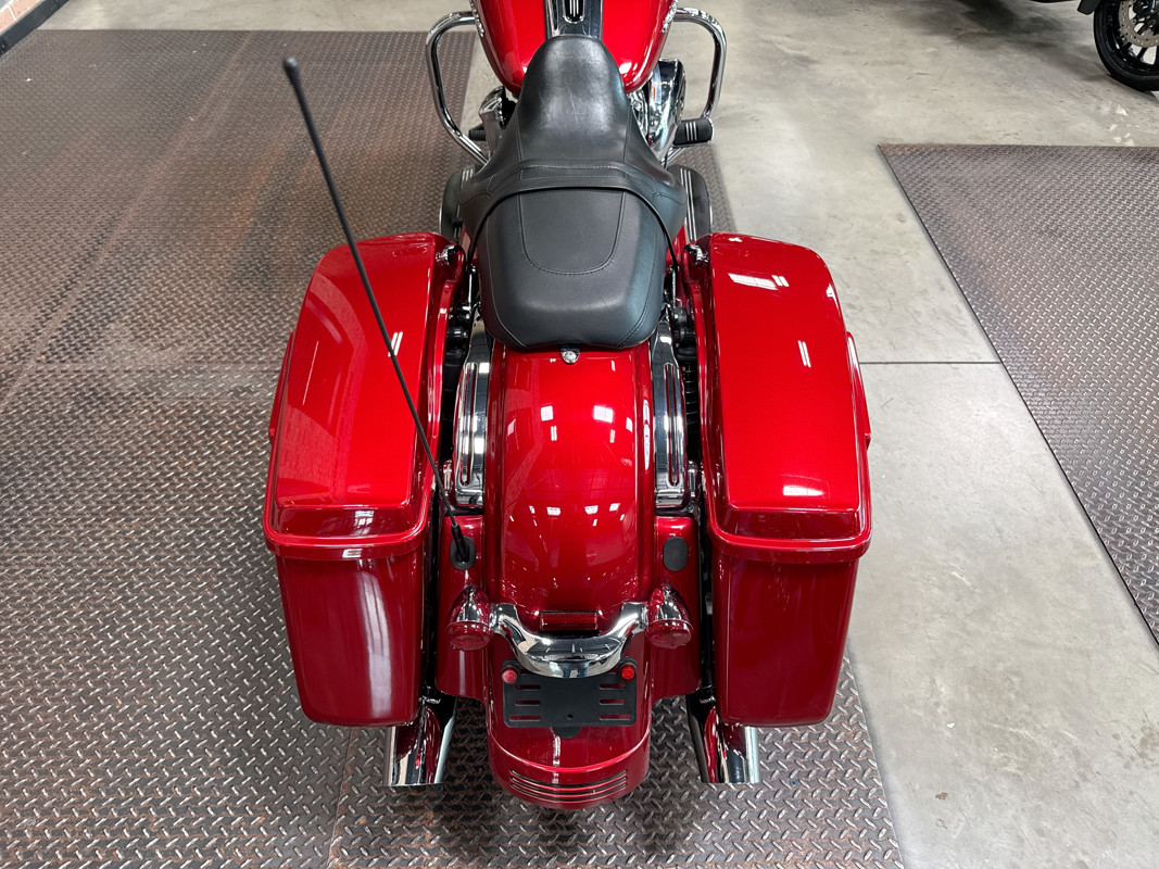 Road Glide®