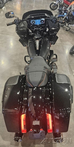 CVO® Road Glide®