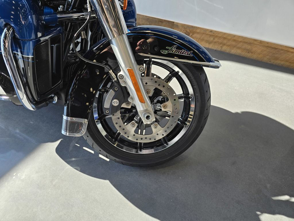 Electra Glide® Ultra® Limited 115th Anniversary