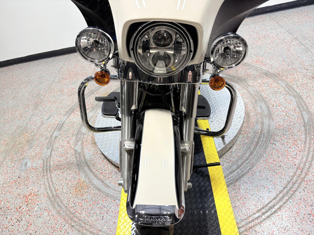 Electra Glide® Police