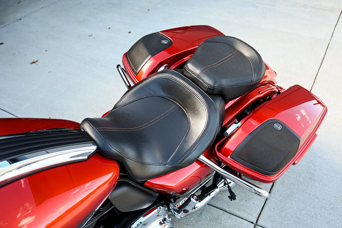 CVO® Road Glide®