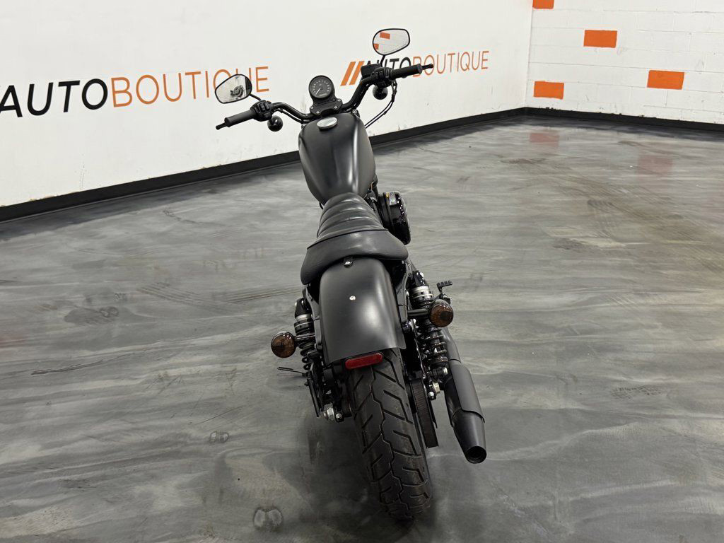 Iron 883®