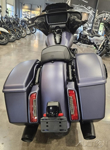Street Glide®