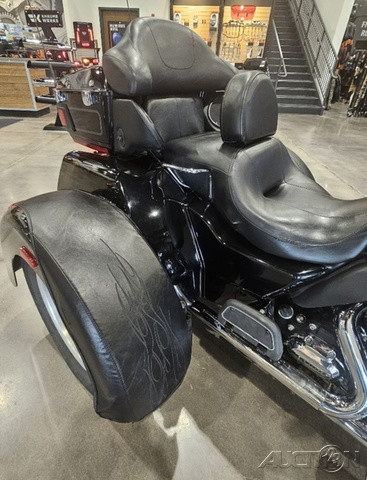 Tri Glide® Ultra Classic®