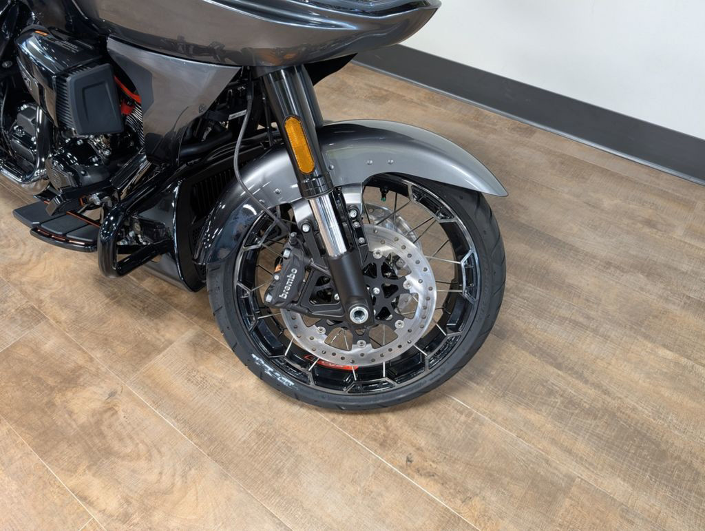 CVO® Road Glide®