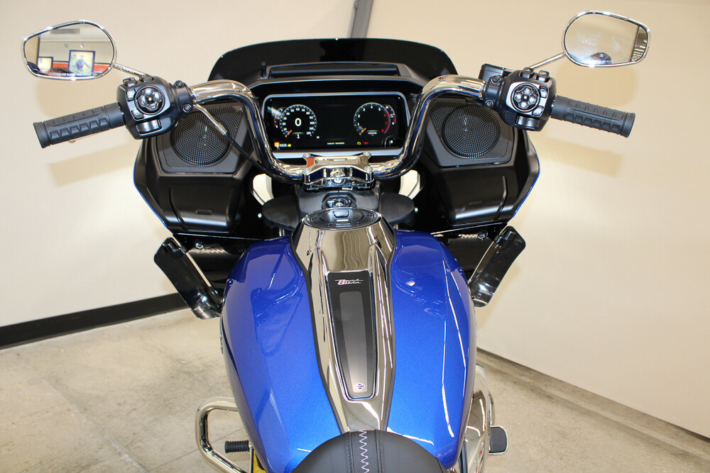 Road Glide®