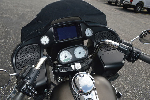 Road Glide®