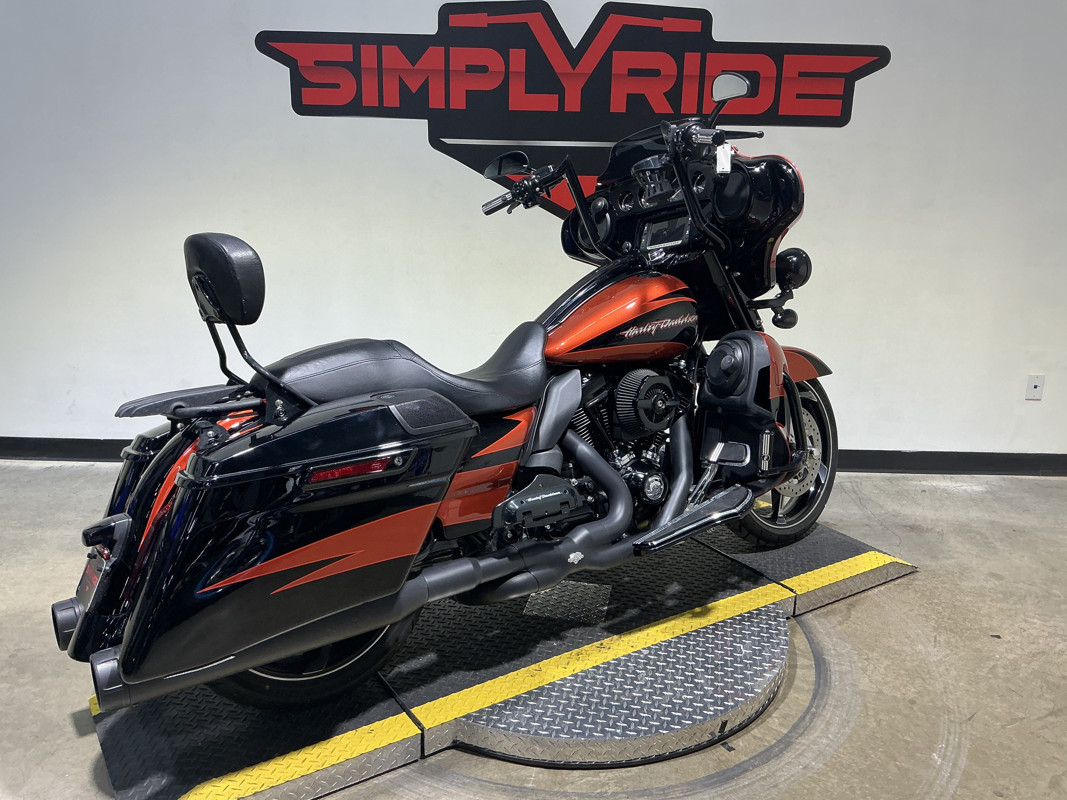 CVO® Street Glide®