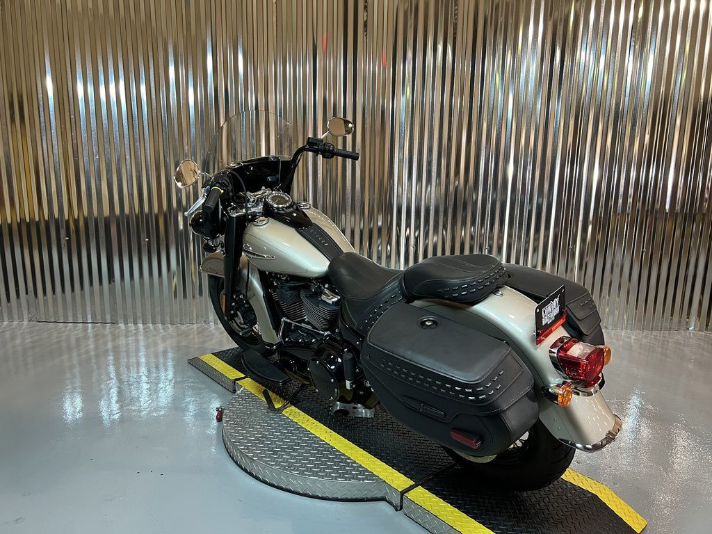 Softail® Heritage Classic